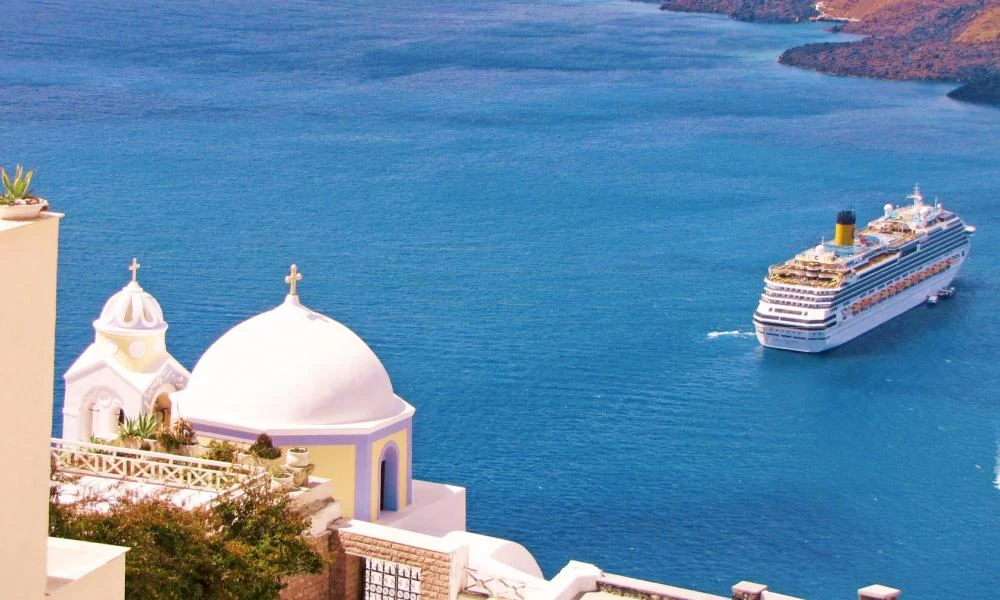 Έτοιμη να ανοίξει τα λιμάνια της στα κρουαζιερόπλοια η Ελλάδα